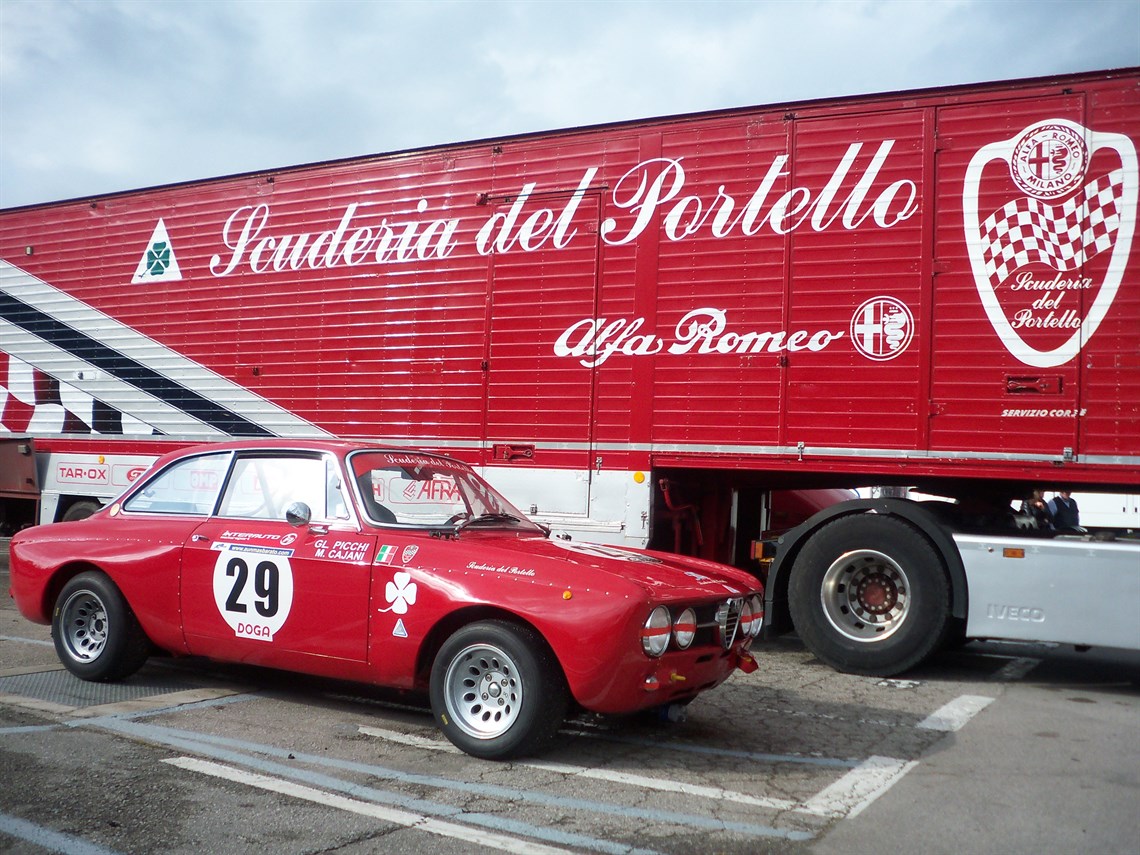 autodelta-alfa-romeo-2000-gtam-by-scuderia-de