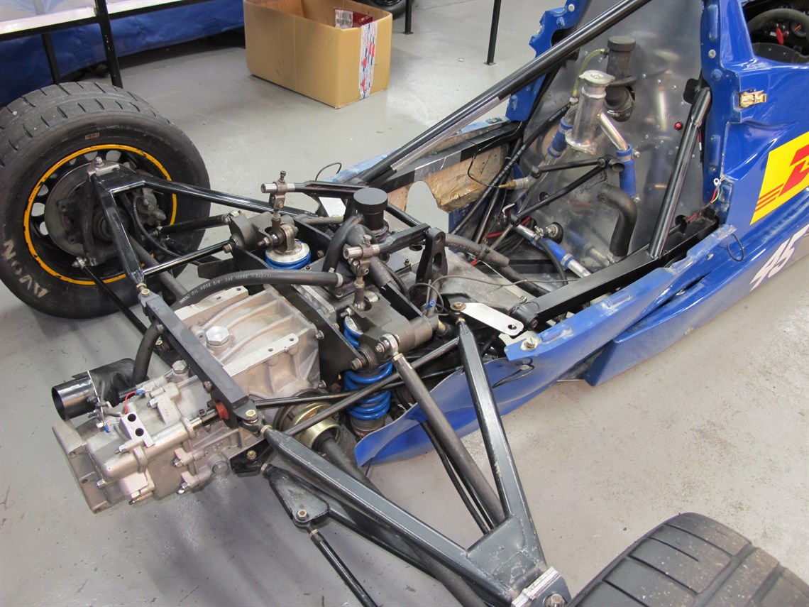 swift-sc96-ff1600-rolling-chassis