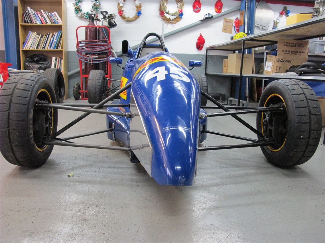 swift-sc96-ff1600-rolling-chassis
