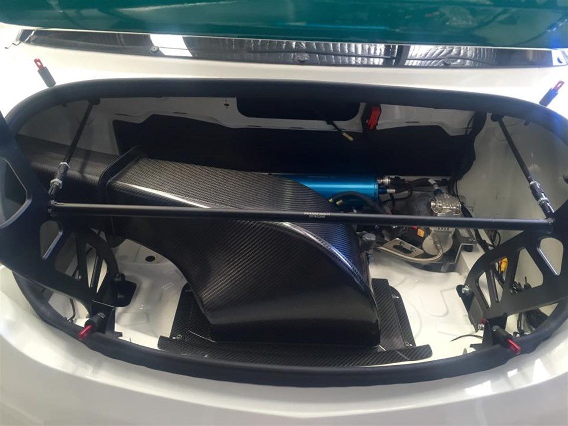 rare-2013-mercedes-benz-sls-amg-gt3-race-car