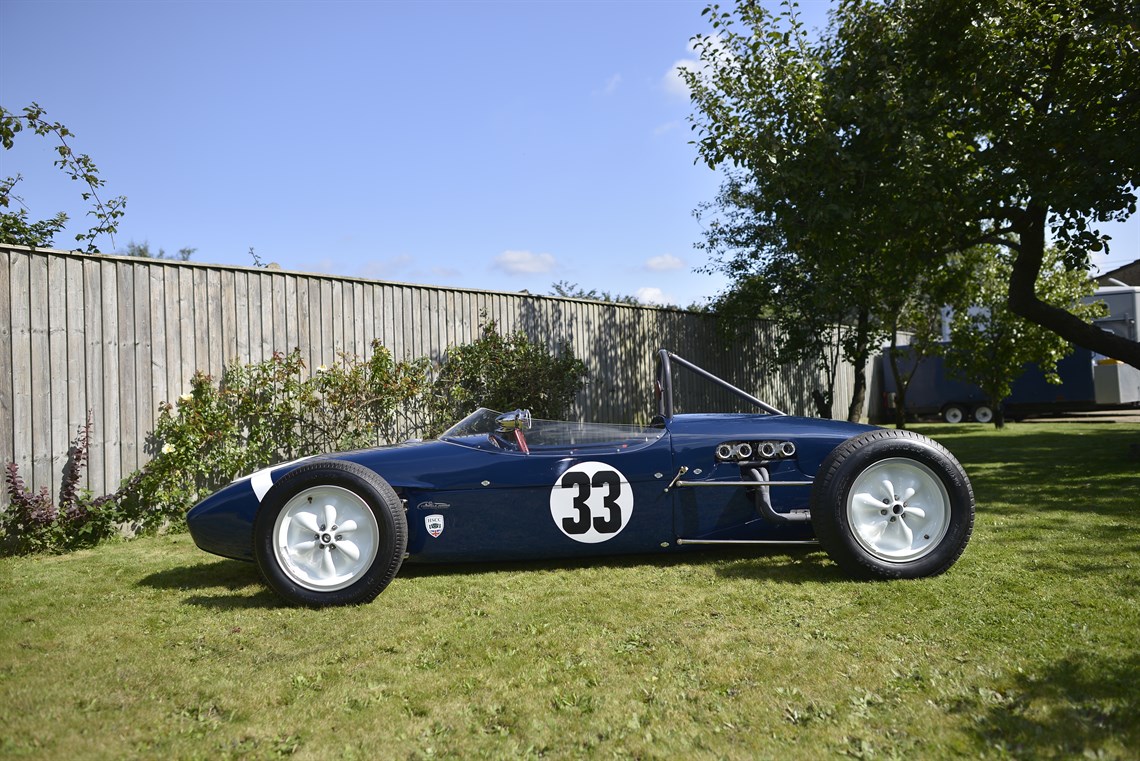 lotus-18-formula-junior