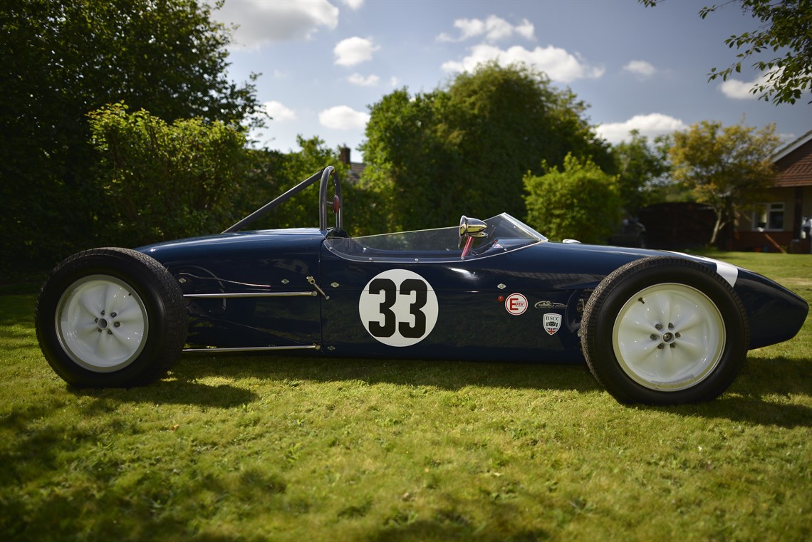 lotus-18-formula-junior