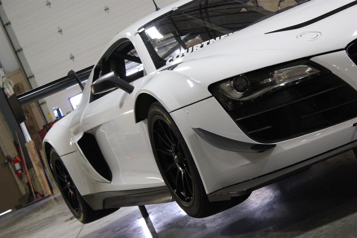 2012-audi-r8-gt3-ultra-wc-trim-vin-451