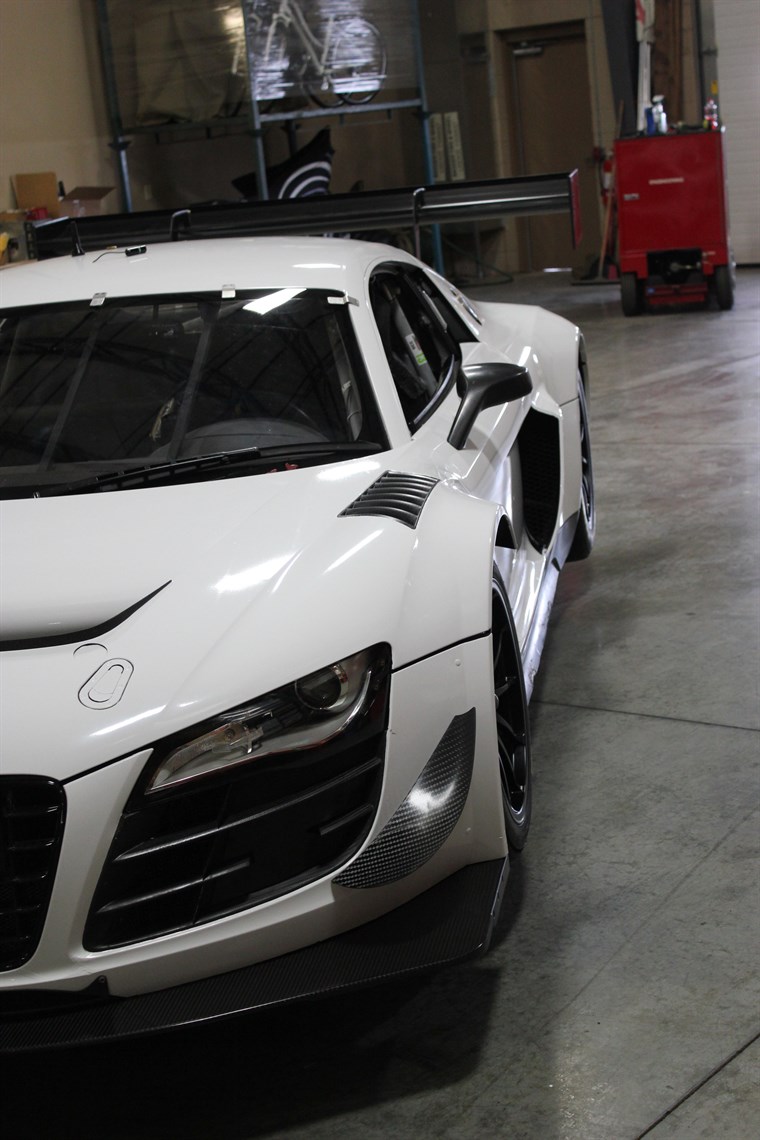 2012-audi-r8-gt3-ultra-wc-trim-vin-451