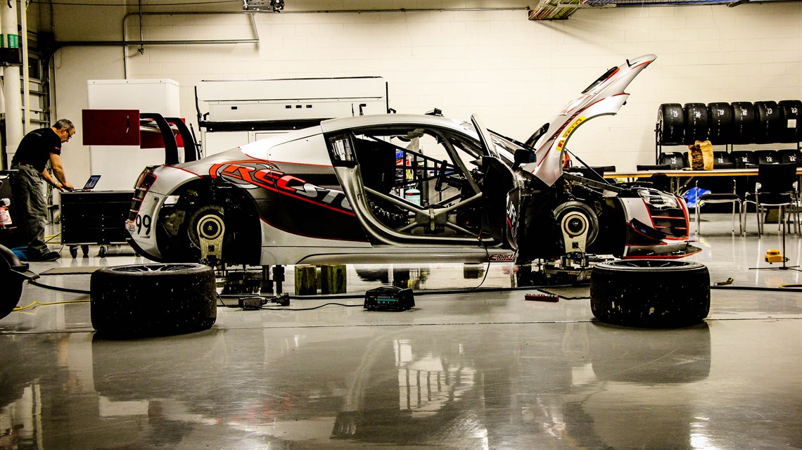 2012-audi-r8-gt3-ultra-wc-trim-vin-451