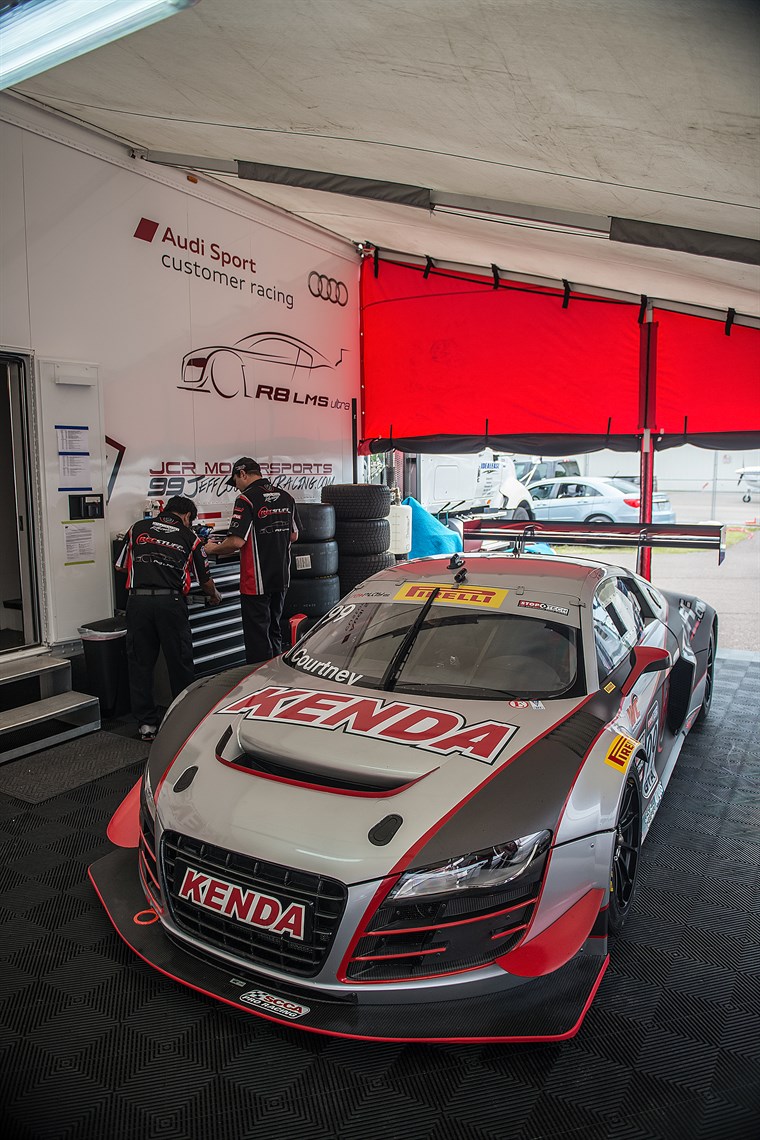 2012-audi-r8-gt3-ultra-wc-trim-vin-451