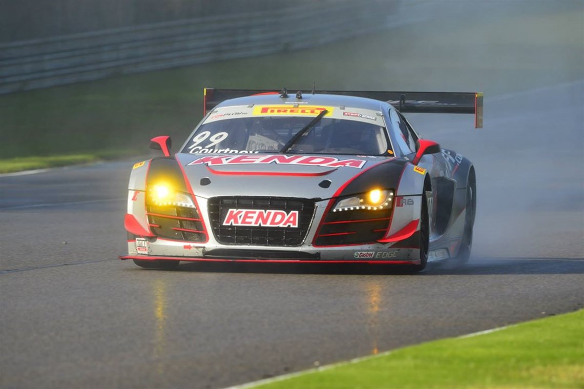 2012-audi-r8-gt3-ultra-wc-trim-vin-451