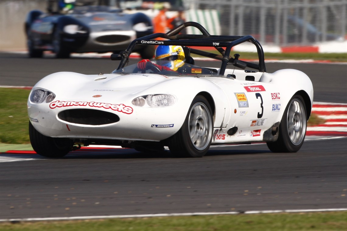 ginetta-g20-championship-winning-race-car