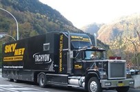 motorsport-mack-truck-and-trailer-combination