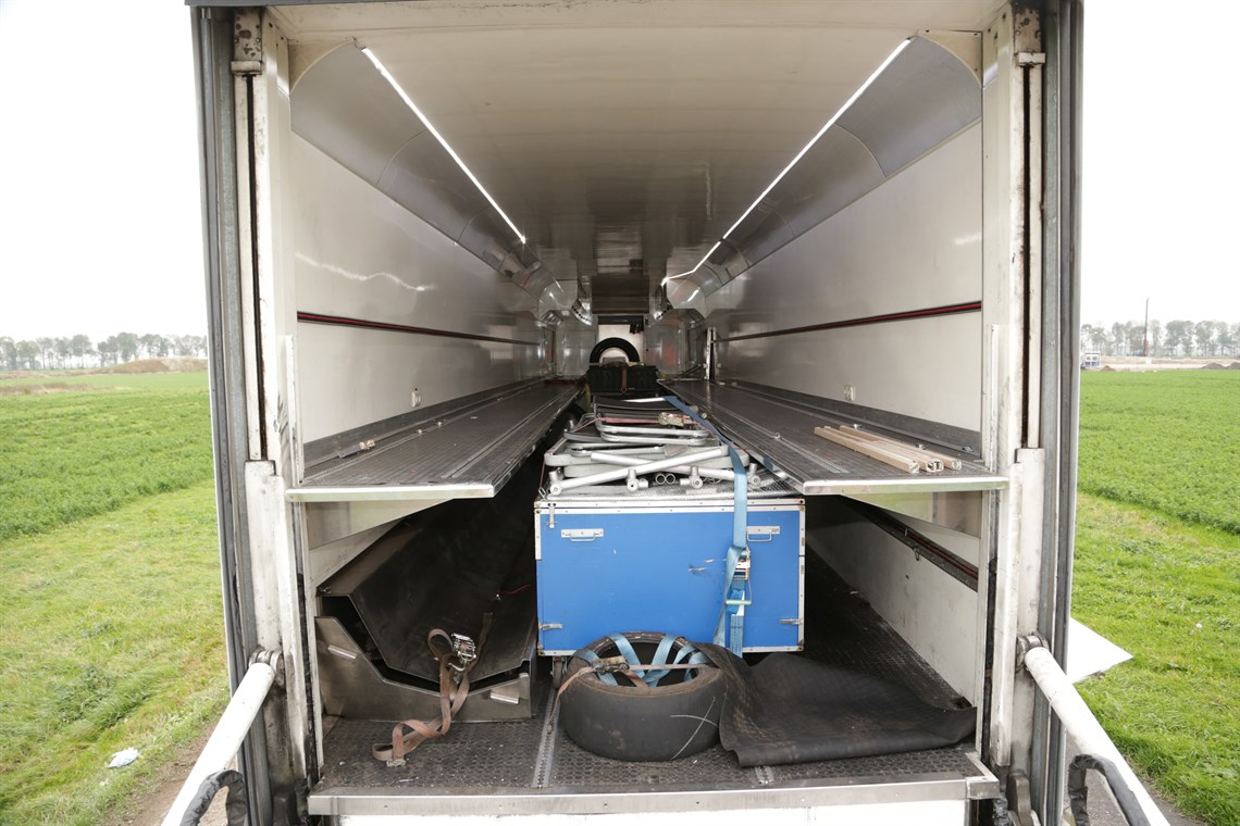 f1-race-trailer-will-fit-2-or-3-gttouring-car