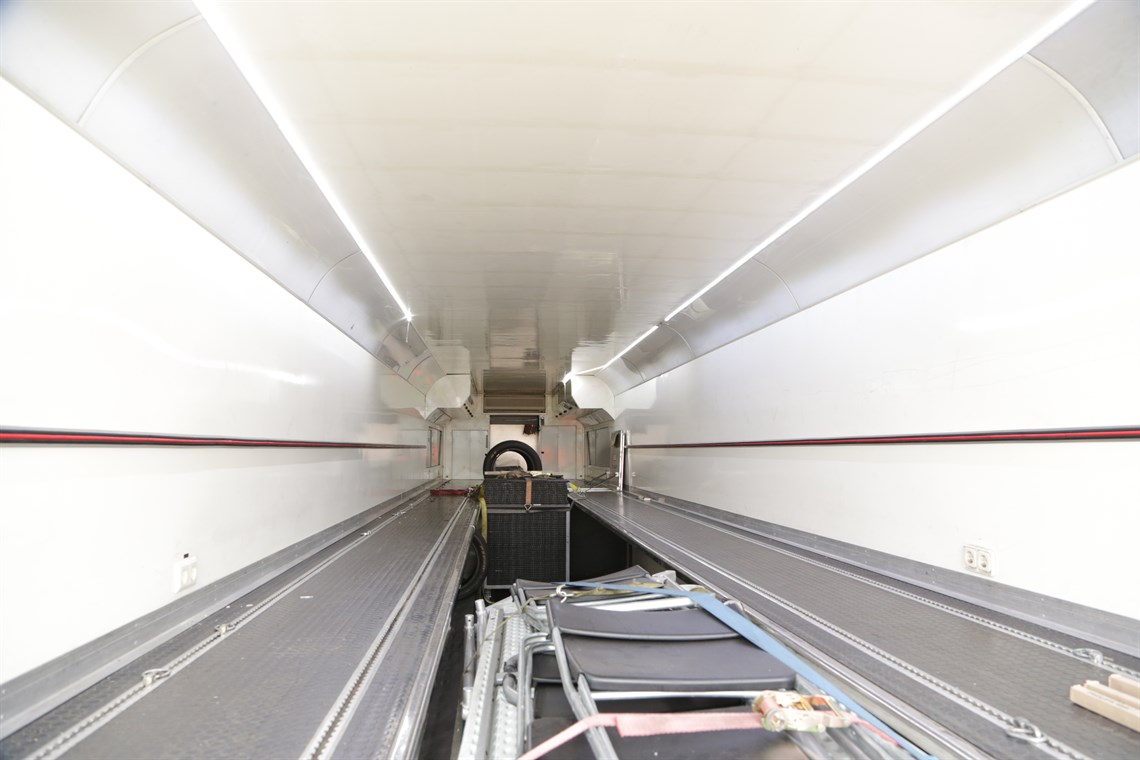 f1-race-trailer-will-fit-2-or-3-gttouring-car