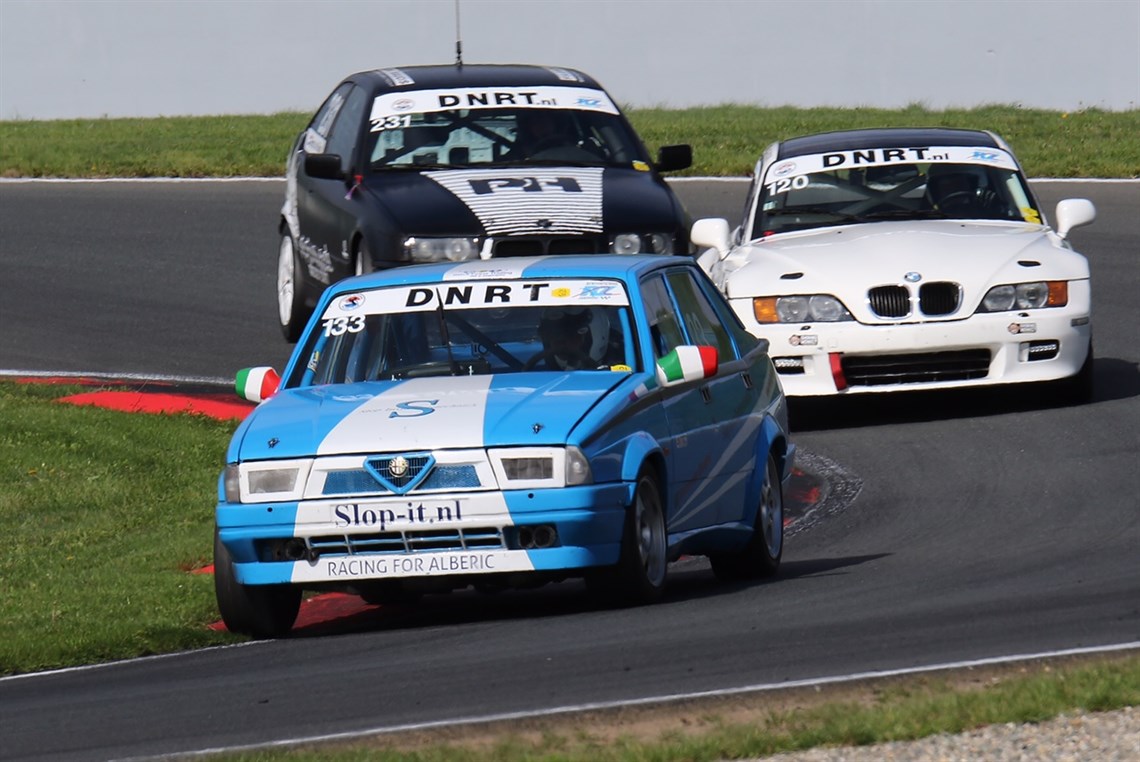 alfa-romeo-75-turbo-race-car