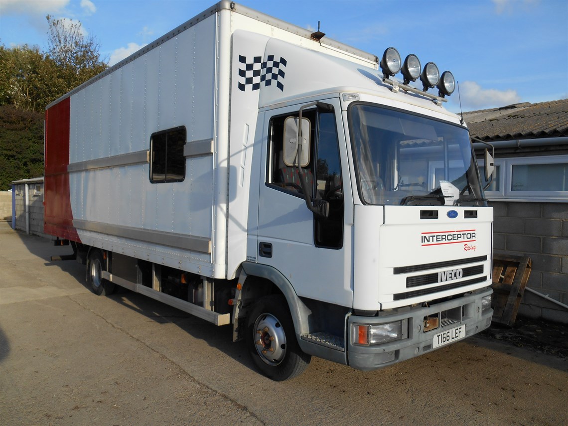 iveco-75e15-race-truck-motorhome