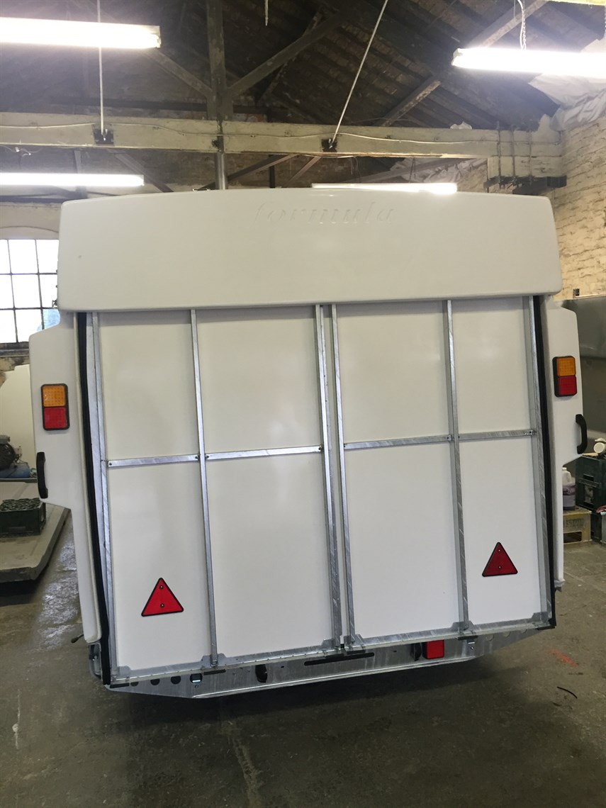 unused-formula-racepod-enclosed-trailer