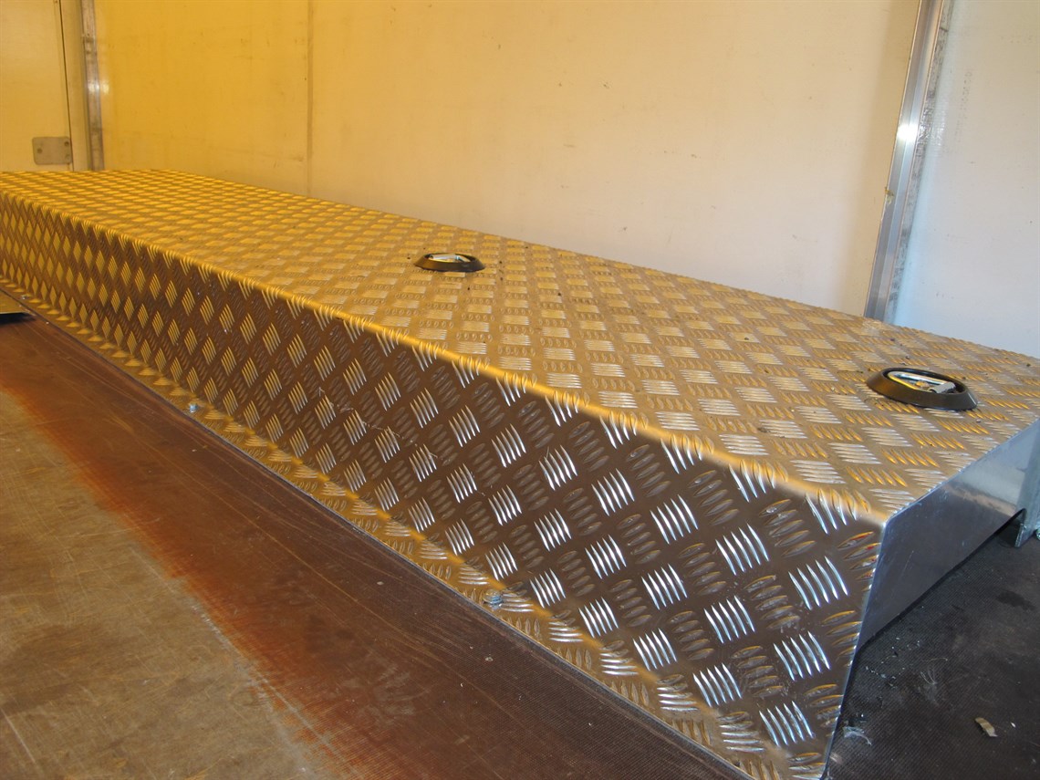 mercedes-sprinter-35t-race-truck