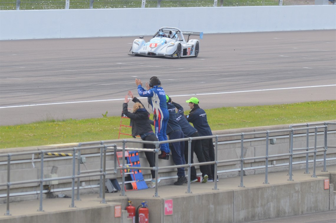 radical-sr3-rsx-2015-model