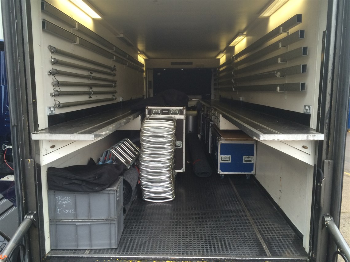 barwell-motorsport-race-trailertransporter-fo