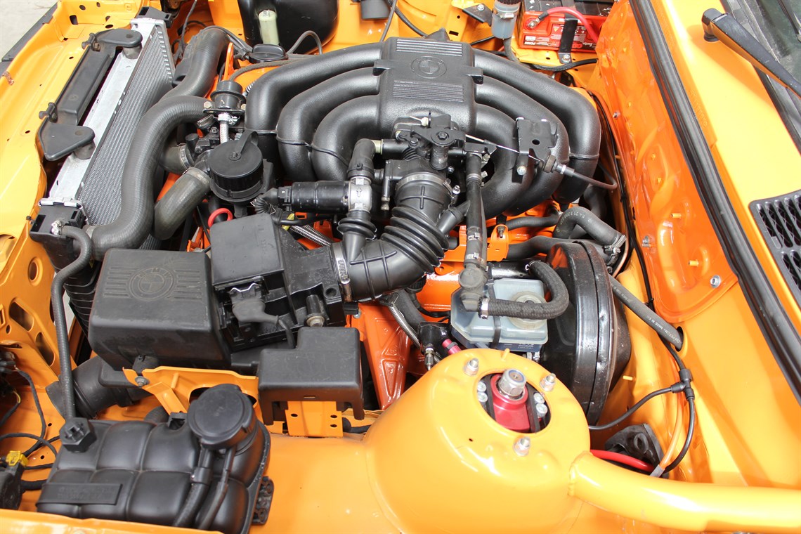 bmw-e30-320i-race-car