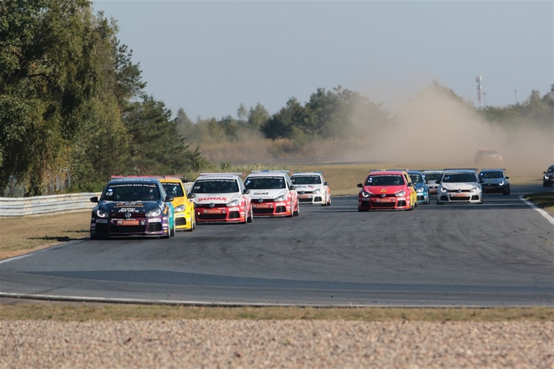 original-vw-golf-cup-car--310-bph