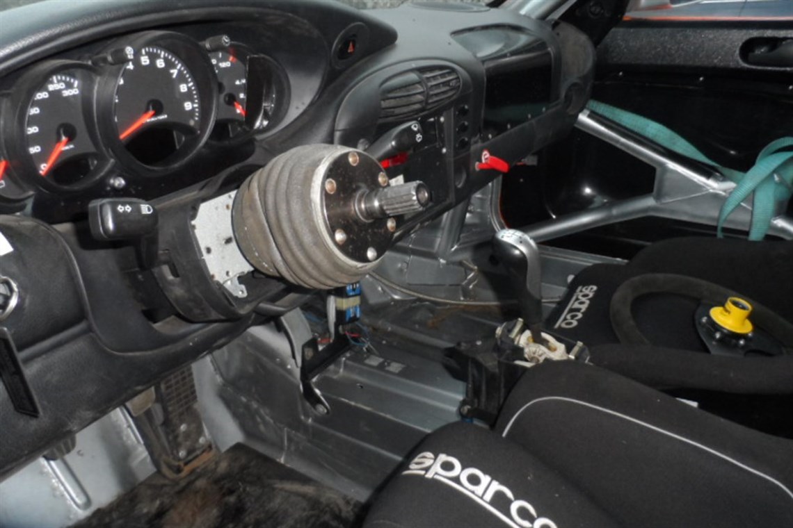 2001-porsche-gt3-cup-car