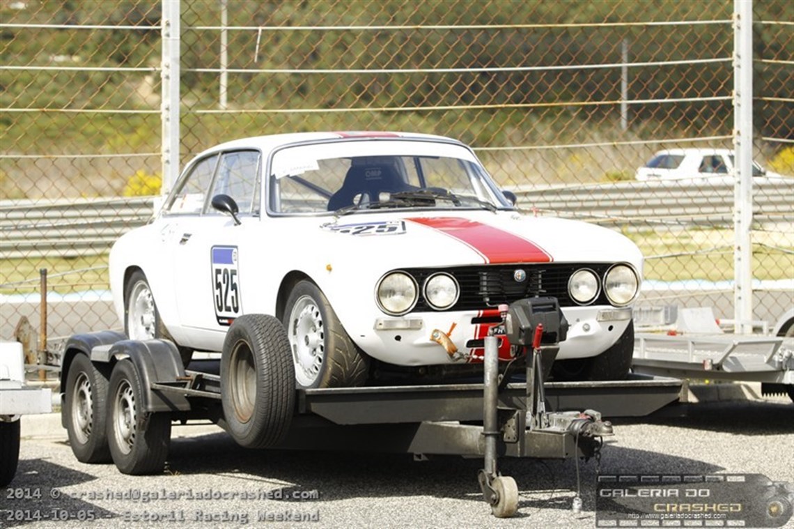 alfa-romeo-2000-gtv---gr1