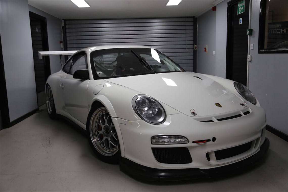 porsche-997-gt3-cup-car