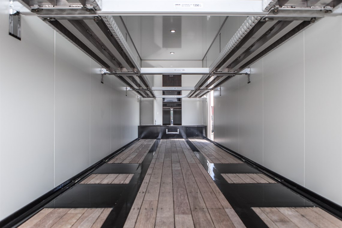 new-racetrailer-double-deck-4-cars-6-beds-kit