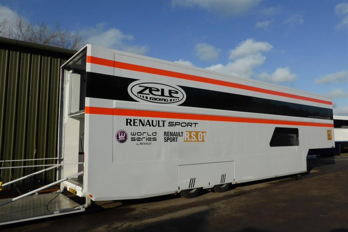 sold-4-car-transporter-with-office