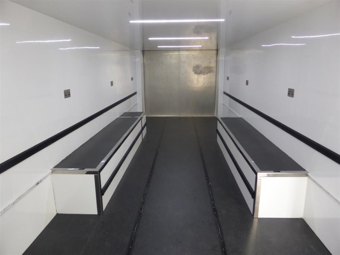 sold-4-car-transporter-with-office