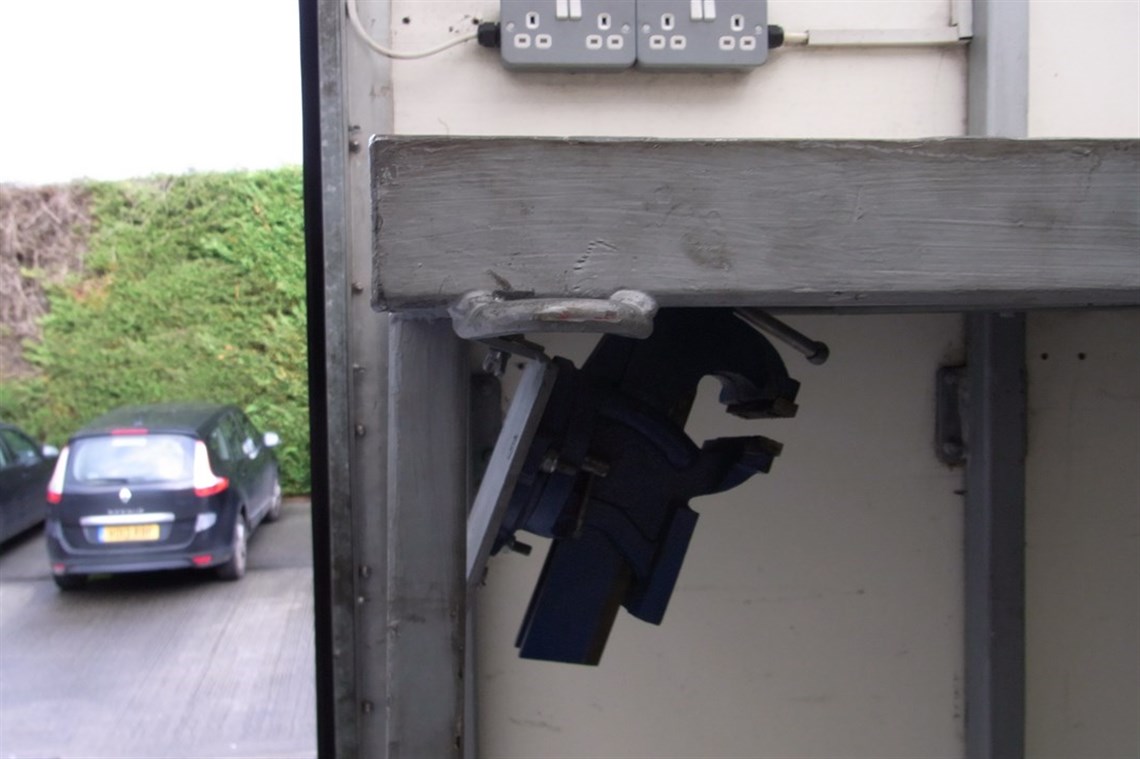 daf-fa-65-race-car-transporter