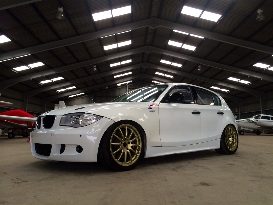 bmw-e87-130i-challenge-car