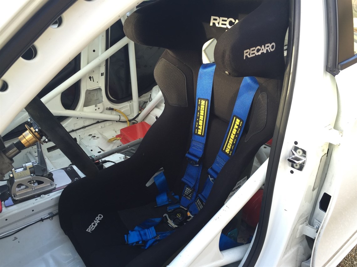 bmw-e87-130i-challenge-car