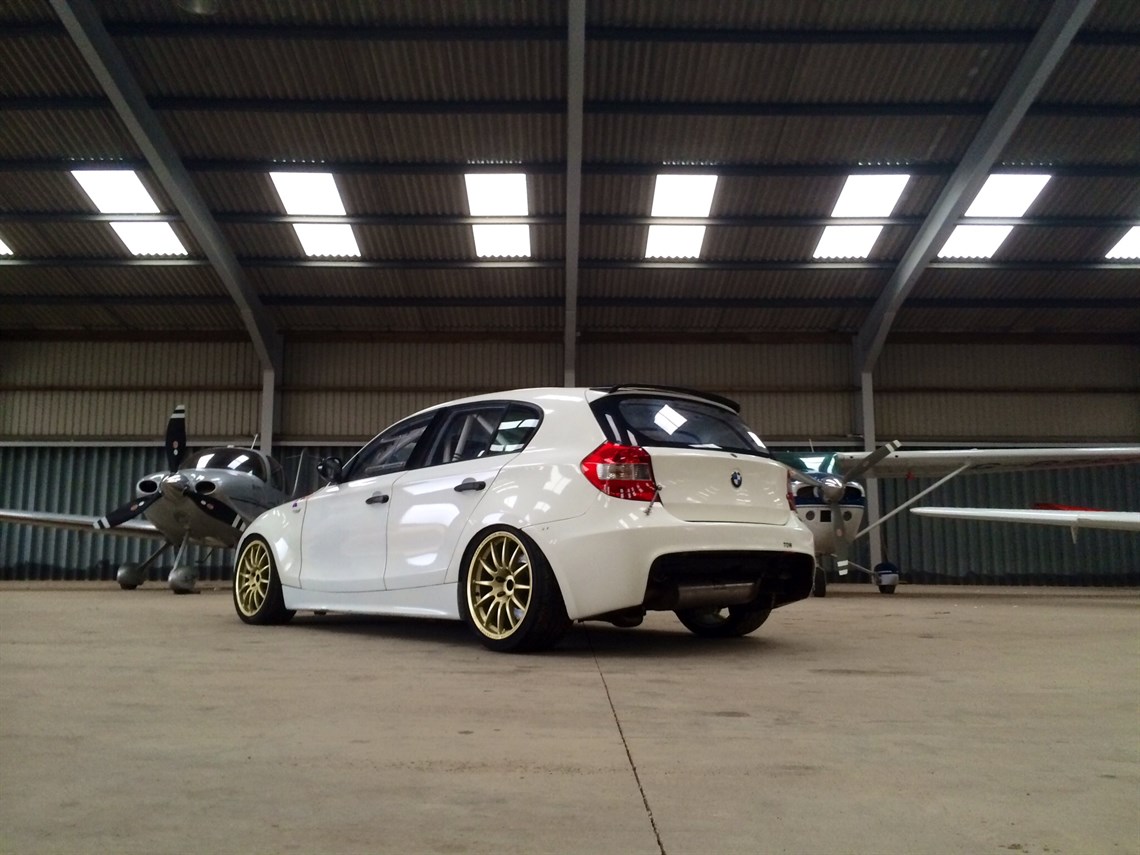 bmw-e87-130i-challenge-car