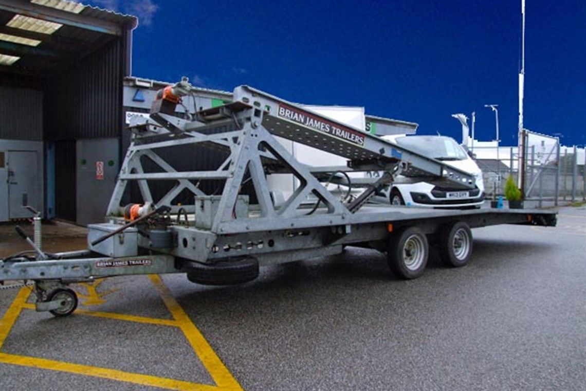 two-car-trailer-with-curtain-sides