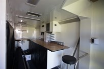 lotus-f1-team-pump-up-racetrailer