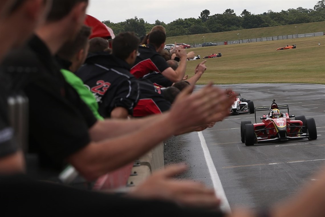 no1-race-technician-opportunity---position-fi