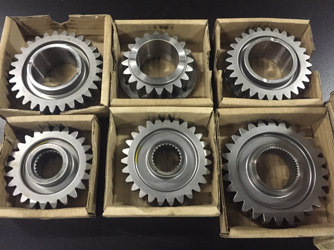 porsche-hollinger-gears-and-crown-and-pinion