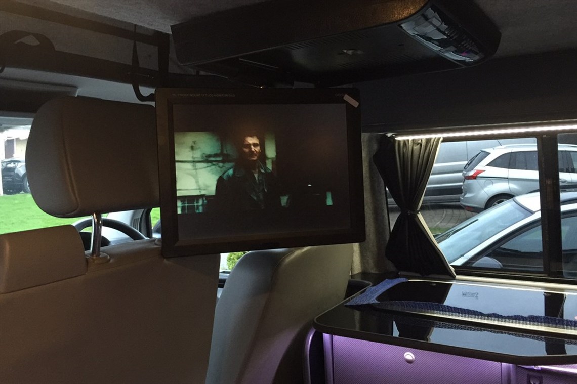 vw-transporter-campervan---snowdonia-elite