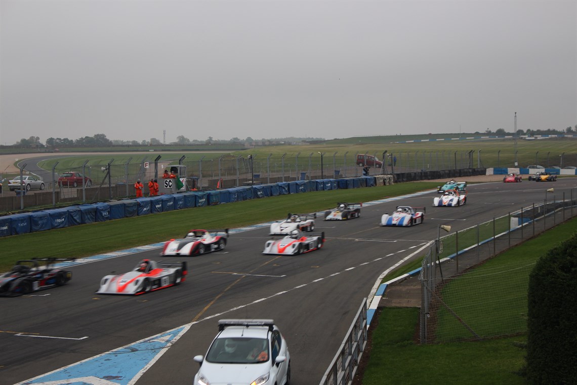 excool-oss-championship---sports-car-racing-w