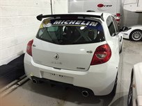 clio-cup-x85-racer-race-car