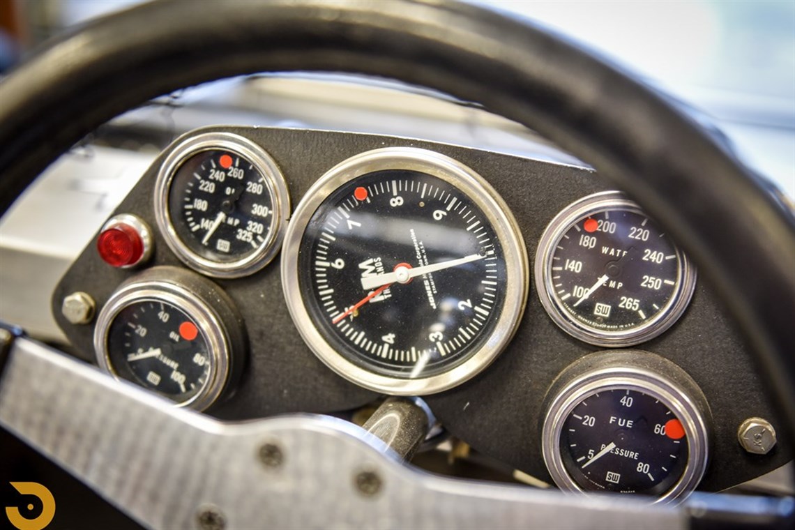 1969-lola-can-am-t162-race-car