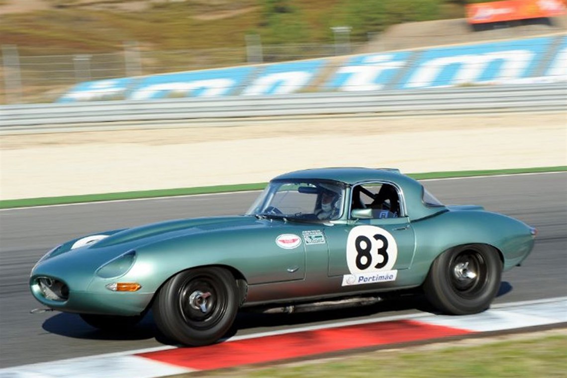 jaguar-e-type-semi-lightweight