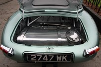 jaguar-e-type-semi-lightweight