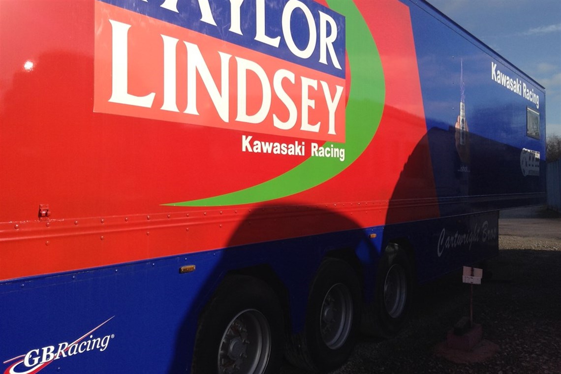 40ft-race-transporter