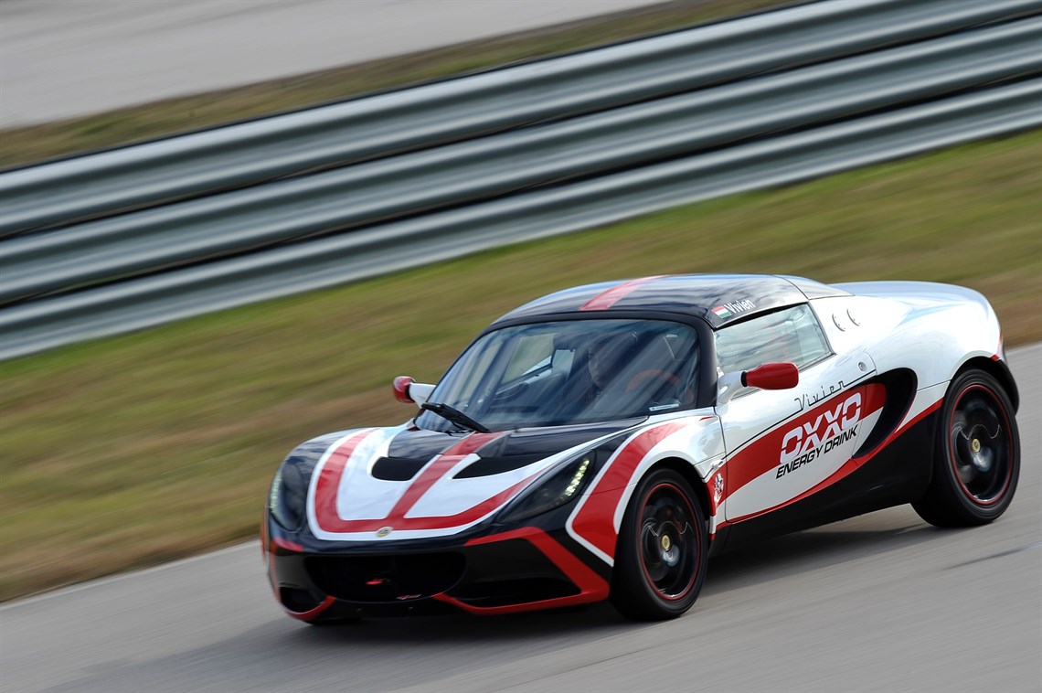 lotus-elise-cup-racer