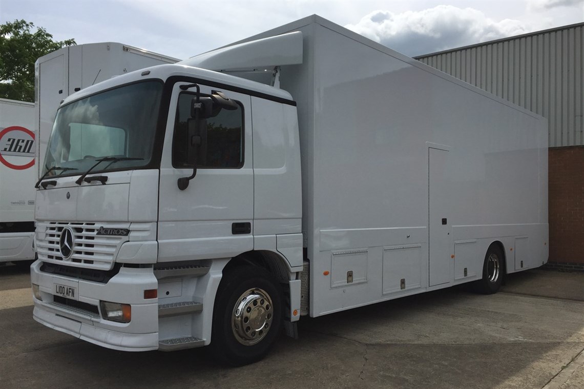 mercedes-actros-rigid-race-truck