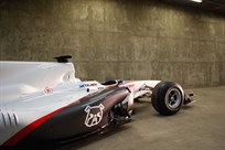 bmw-sauber-c29-showcar
