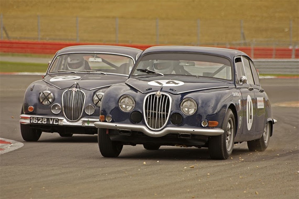 jaguar-s-type-saloon-1963