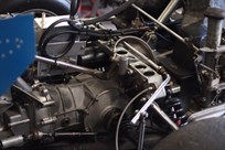 lola-super-vee-324-1975