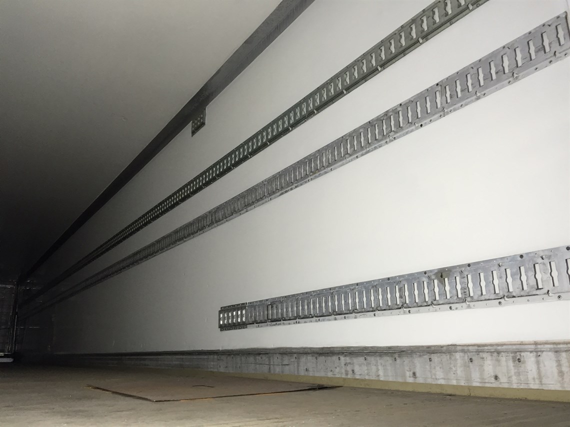 refurbished-double-deck-race-trailer-for-3-ca